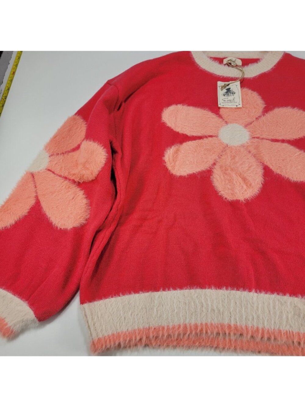 NWT Easel Coral Fuzzy Daisy Flower Print Loose Fit Knit Sweater Medium - CL004 - Picture 10 of 16